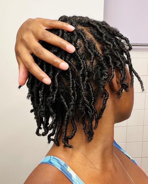 Finger Coils Hairstyle.